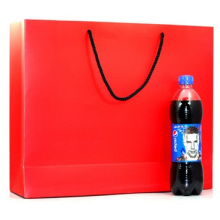 Bolsa de papel marrón rojo de la ropa, bolsas de regalo portátiles